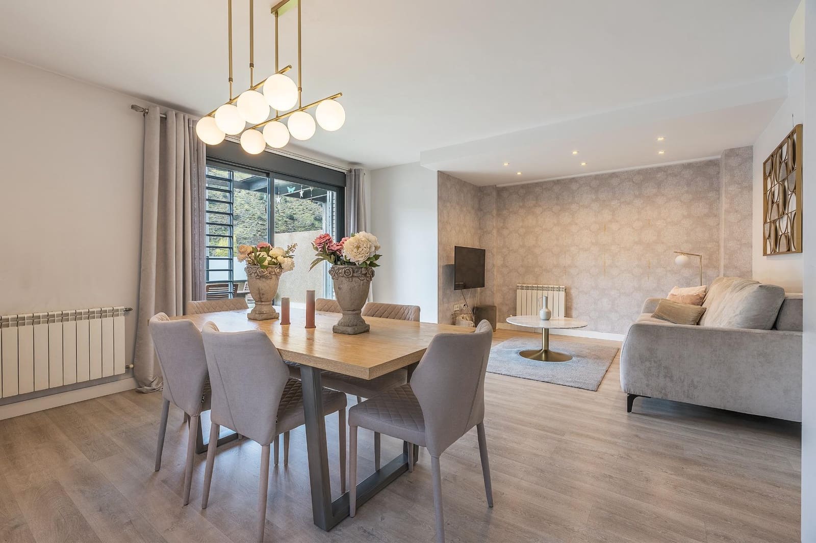 5 soverom Rekkehus til salgs i Granada by med garasje - € 475 000 (Ref: 9762172)