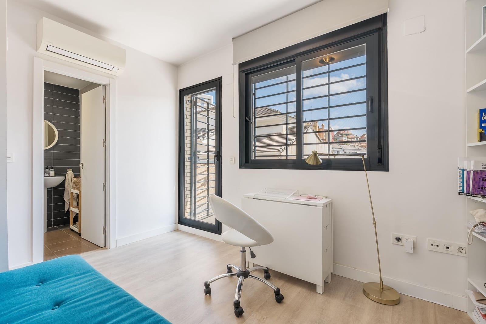 5 soverom Rekkehus til salgs i Granada by med garasje - € 475 000 (Ref: 9762172)