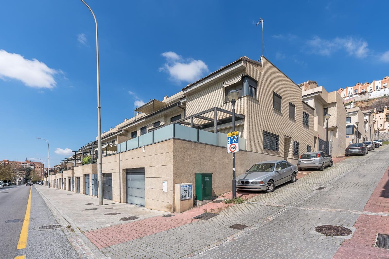 5 soverom Rekkehus til salgs i Granada by med garasje - € 475 000 (Ref: 9762172)