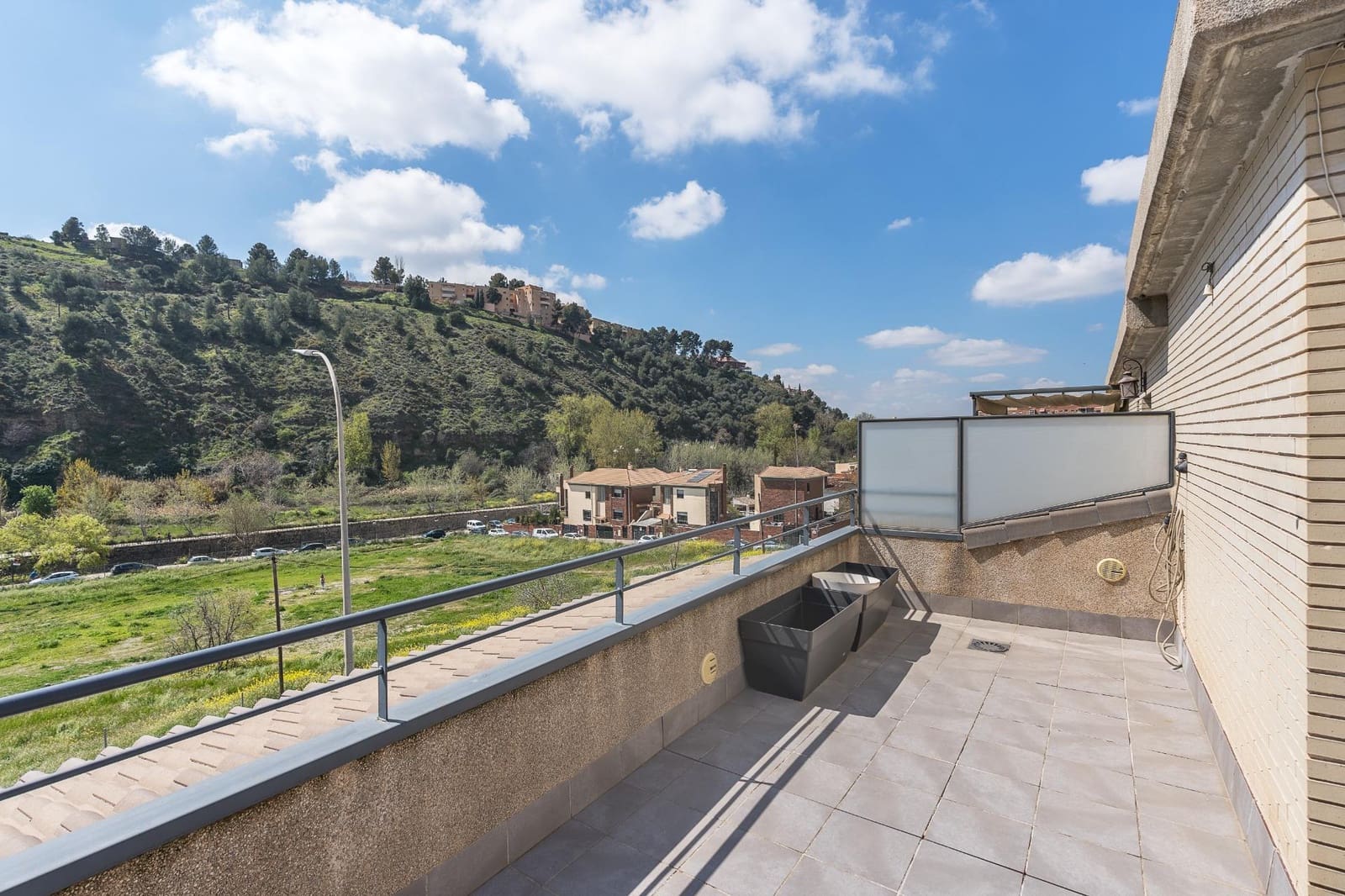 5 soverom Rekkehus til salgs i Granada by med garasje - € 475 000 (Ref: 9762172)