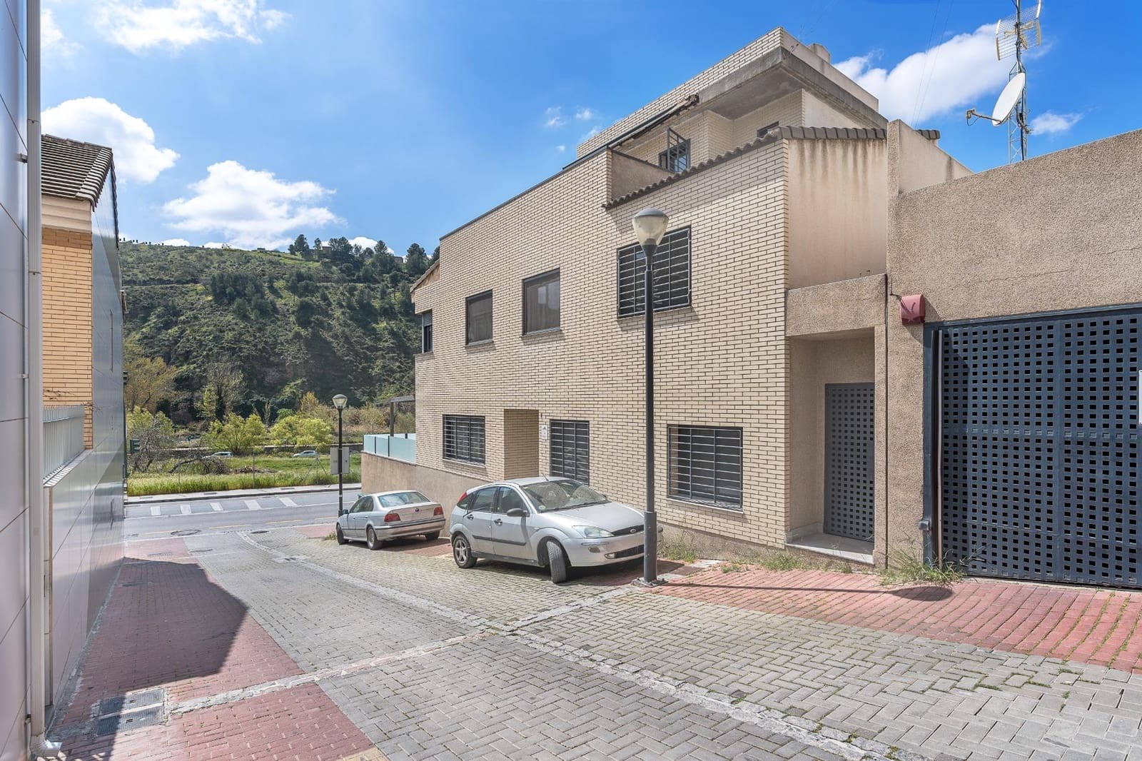 5 soverom Rekkehus til salgs i Granada by med garasje - € 475 000 (Ref: 9762172)