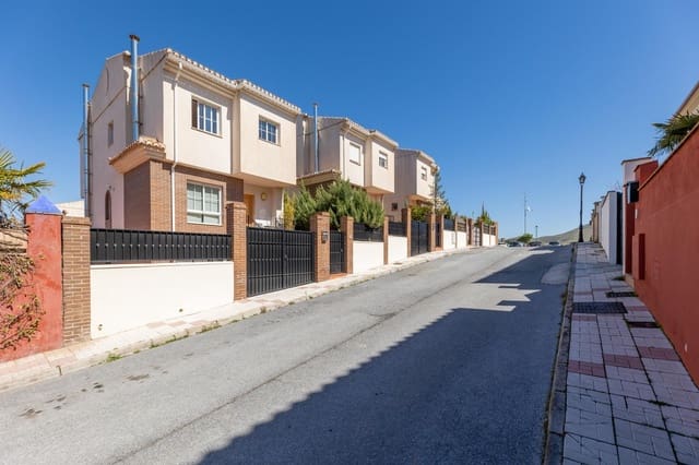 Chalet de 3 habitaciones en Monachil en venta con piscina garaje - 390.000 € (Ref: 9762173)