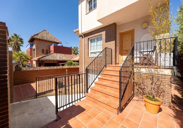 Chalet de 3 habitaciones en Monachil en venta con piscina garaje - 390.000 € (Ref: 9762173)