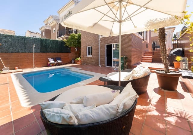 Chalet de 3 habitaciones en Monachil en venta con piscina garaje - 390.000 € (Ref: 9762173)