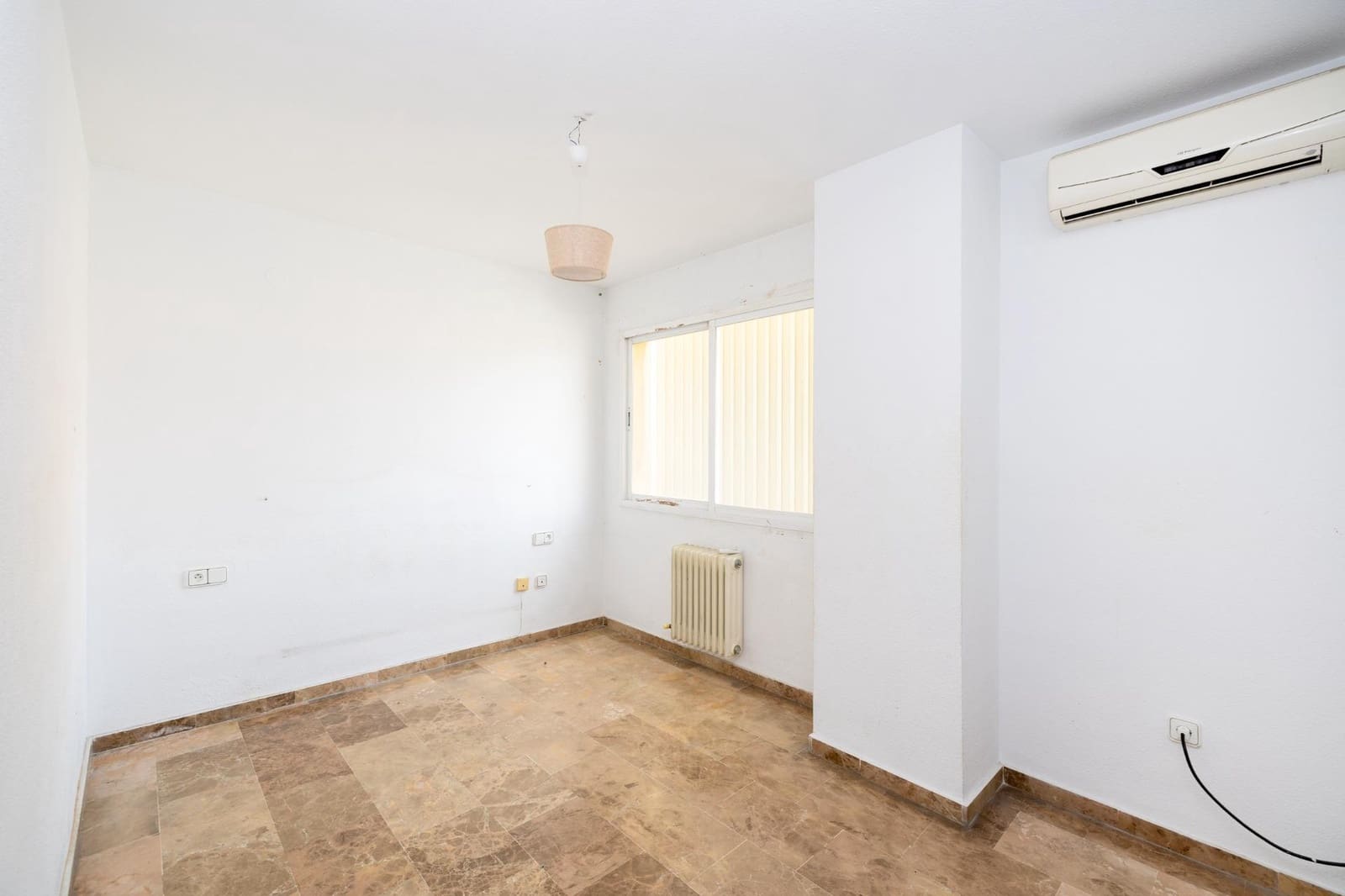 3 soverom Leilighet til salgs i Granada by - € 290 000 (Ref: 9762175)