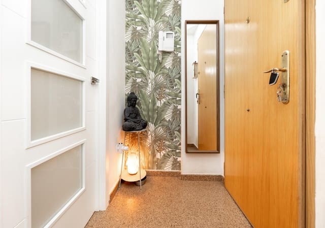 3 soveværelse Lejlighed til salg i Las Gabias med swimmingpool garage - € 190.000 (Ref: 9770840)