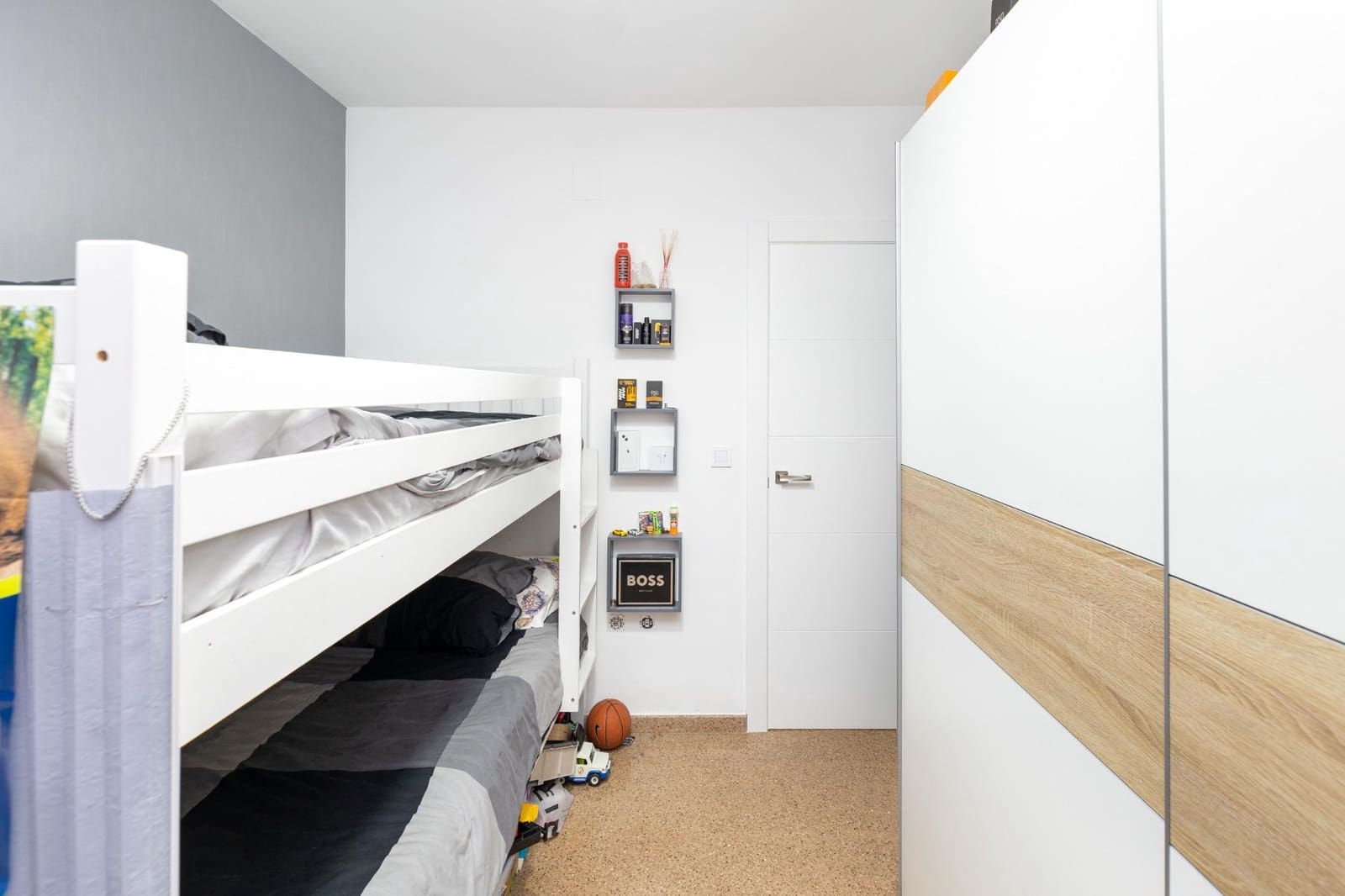 3 soveværelse Lejlighed til salg i Las Gabias med swimmingpool garage - € 190.000 (Ref: 9770840)