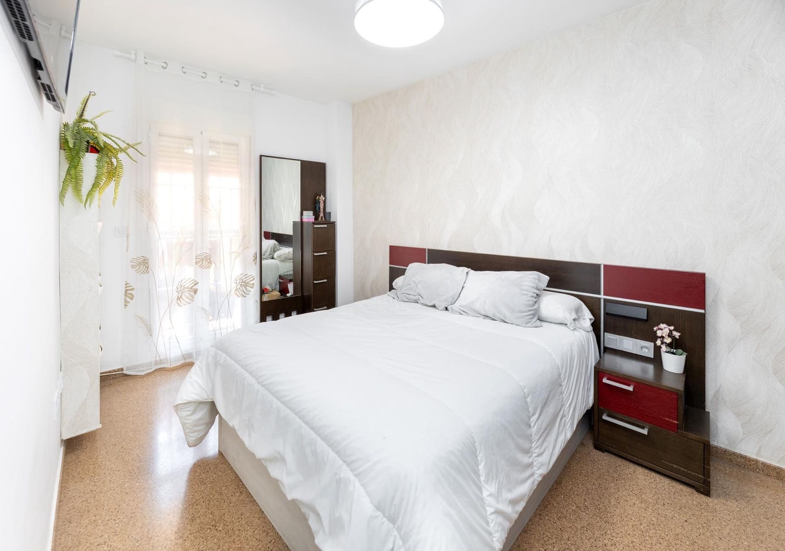 3 soveværelse Lejlighed til salg i Las Gabias med swimmingpool garage - € 190.000 (Ref: 9770840)