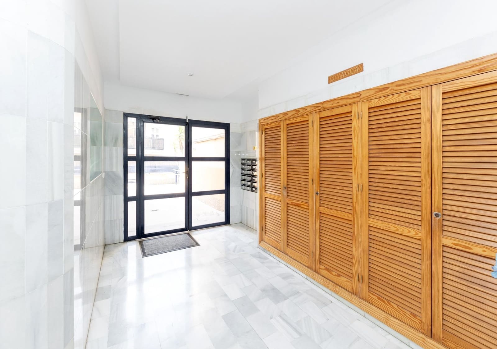 3 soveværelse Lejlighed til salg i Las Gabias med swimmingpool garage - € 190.000 (Ref: 9770840)