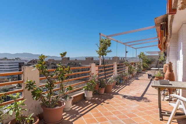 4 makuuhuone Kattohuoneisto myytävänä paikassa Granada kaupunki - 850 000 € (Ref: 9770841)