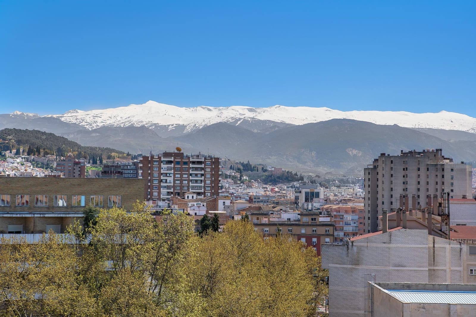 4 makuuhuone Kattohuoneisto myytävänä paikassa Granada kaupunki - 850 000 € (Ref: 9770841)