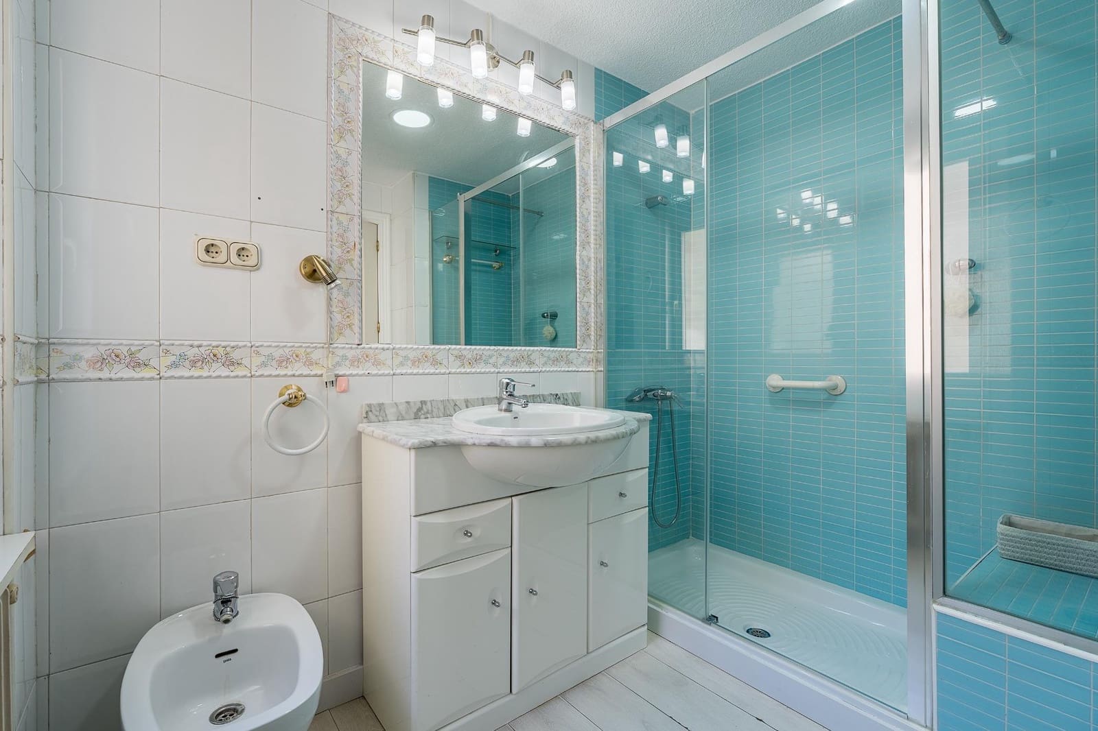 4 makuuhuone Kattohuoneisto myytävänä paikassa Granada kaupunki - 850 000 € (Ref: 9770841)