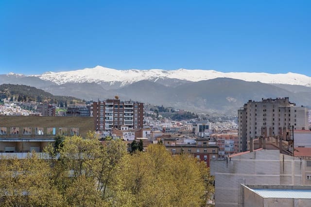 4 makuuhuone Kattohuoneisto myytävänä paikassa Granada kaupunki - 850 000 € (Ref: 9770841)