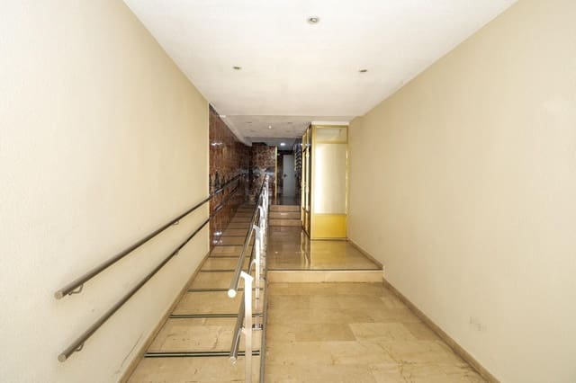 4 chambre Appartement à vendre à Zaidin, Grenade ville - 220 000 € (Ref: 9770842)