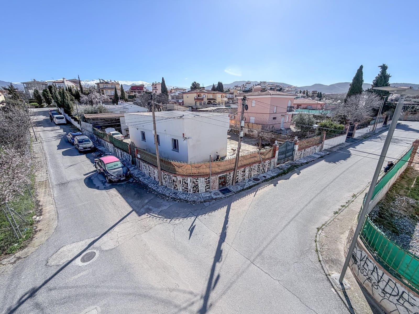 2 bedroom Villa for sale in Otura with pool garage - € 240,000 (Ref: 9773356)