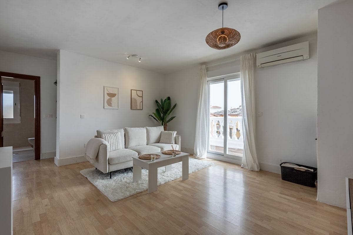 2 camera da letto Attico in vendita in Cullar Vega con garage - 179.000 € (Rif: 9773359)