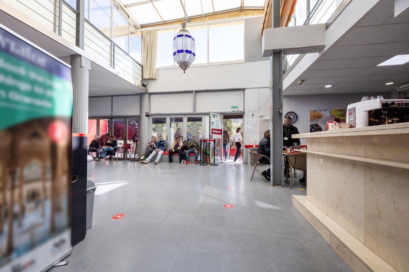 Kommersiell til salgs i Granada by - € 1 190 000 (Ref: 9773360)