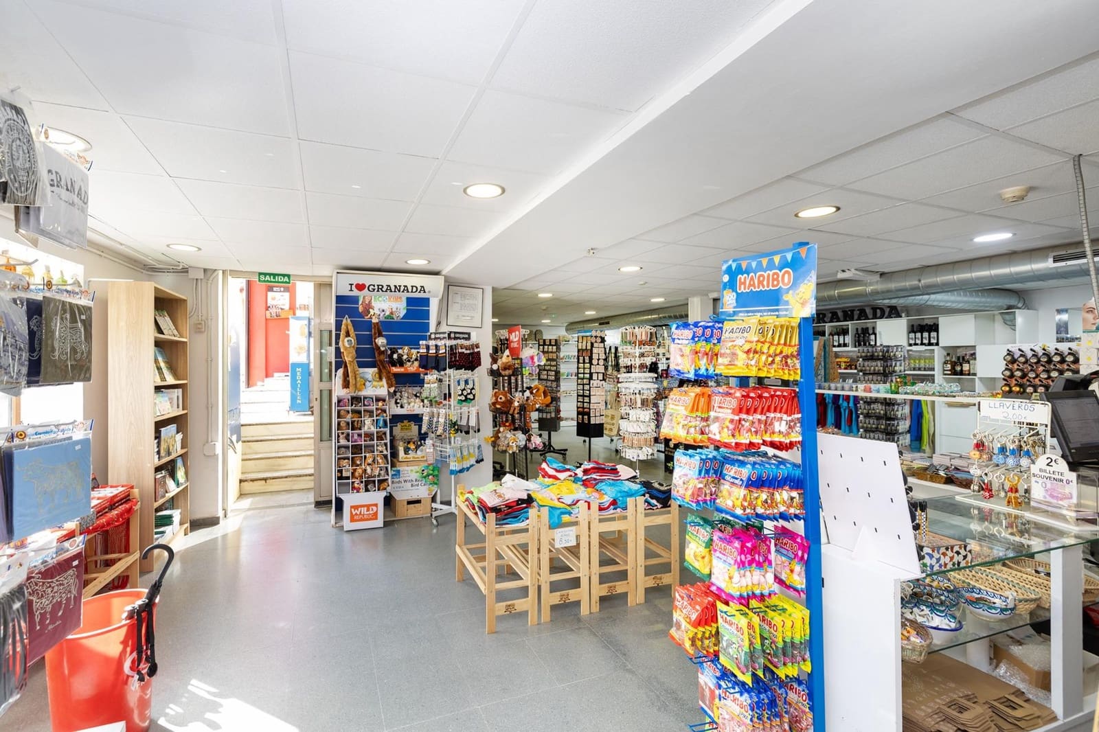 Kommersiell til salgs i Granada by - € 1 190 000 (Ref: 9773360)