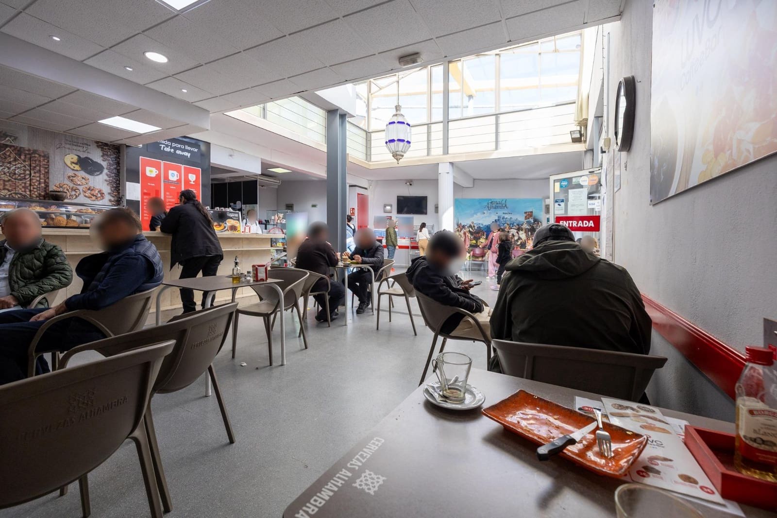 Kommersiell til salgs i Granada by - € 1 190 000 (Ref: 9773360)