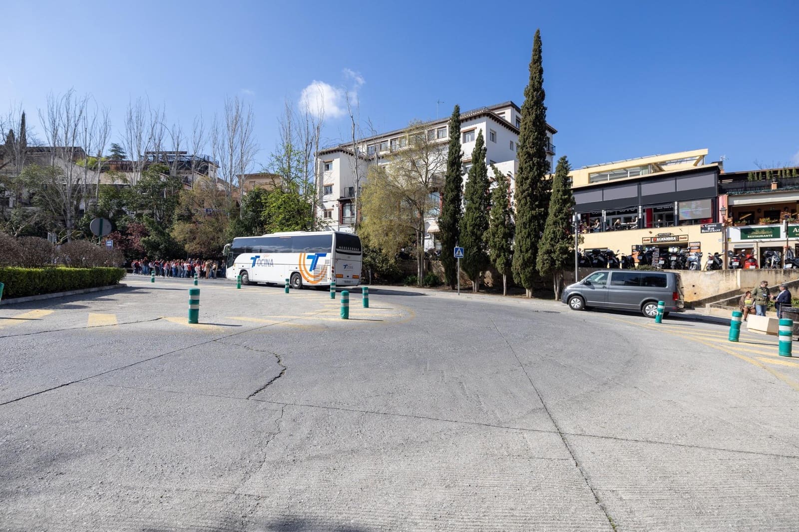 Kommersiell til salgs i Granada by - € 1 190 000 (Ref: 9773360)