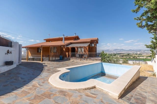 4 camera da letto Villa in vendita in Cúllar Vega con piscina garage - 450.000 € (Rif: 9778377)