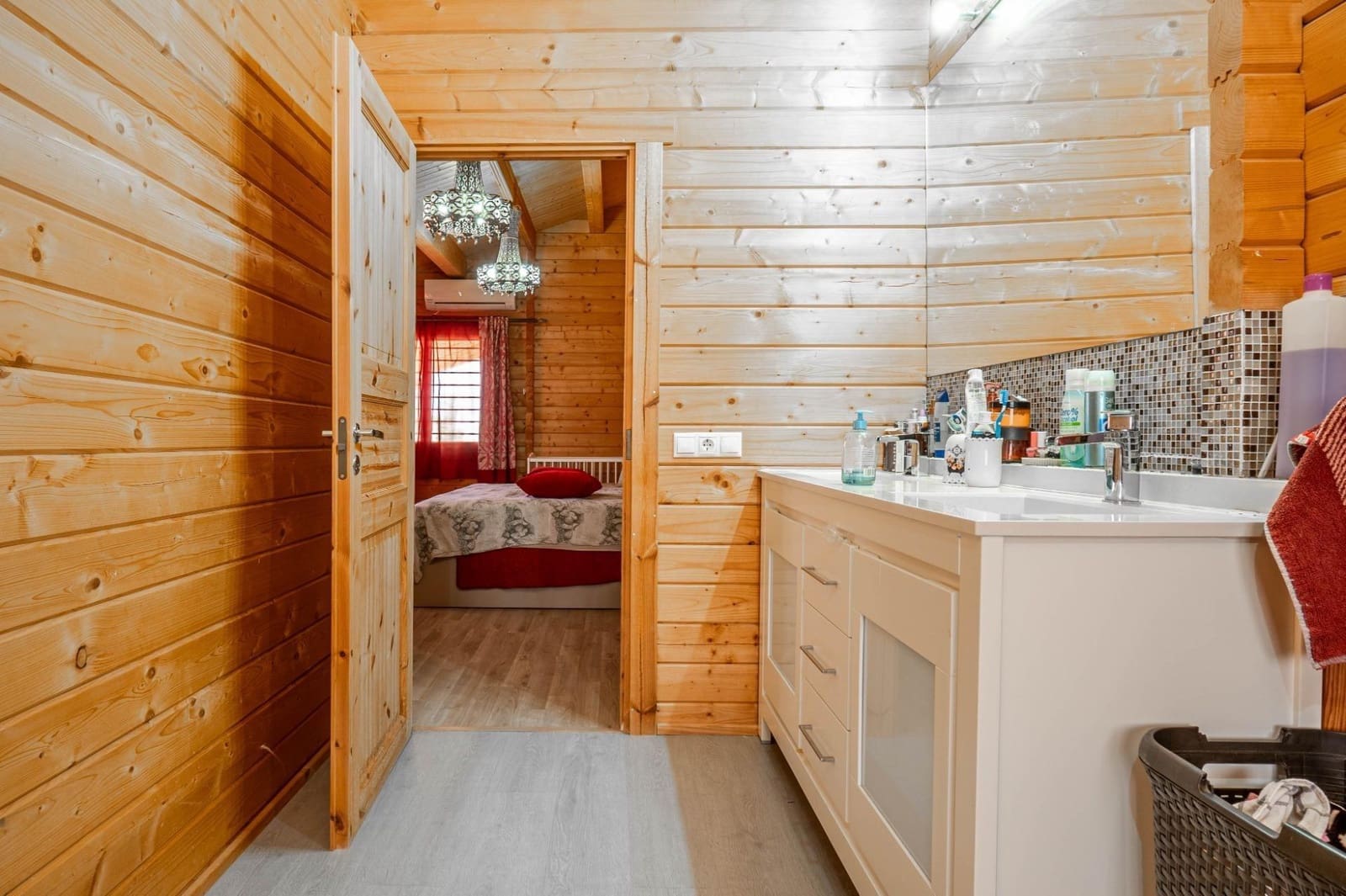 4 camera da letto Villa in vendita in Cullar Vega con piscina garage - 450.000 € (Rif: 9778377)