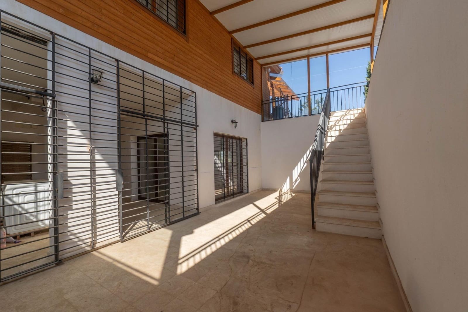 4 camera da letto Villa in vendita in Cullar Vega con piscina garage - 450.000 € (Rif: 9778377)
