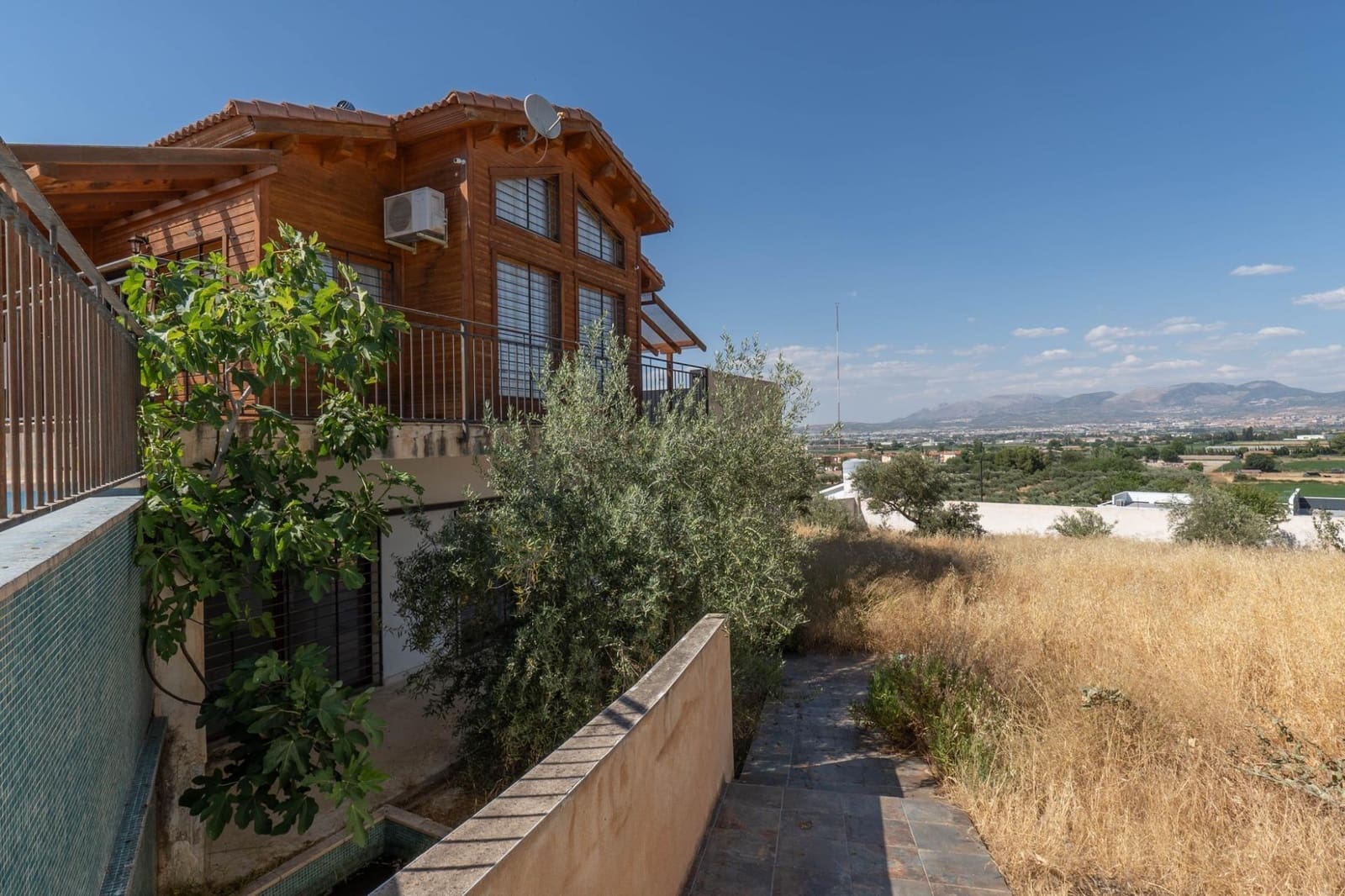 4 camera da letto Villa in vendita in Cullar Vega con piscina garage - 450.000 € (Rif: 9778377)