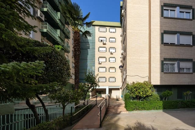 4 sovrum Lägenhet till salu i Zaidin, Granada stad med garage - 450 000 € (Ref: 9778378)