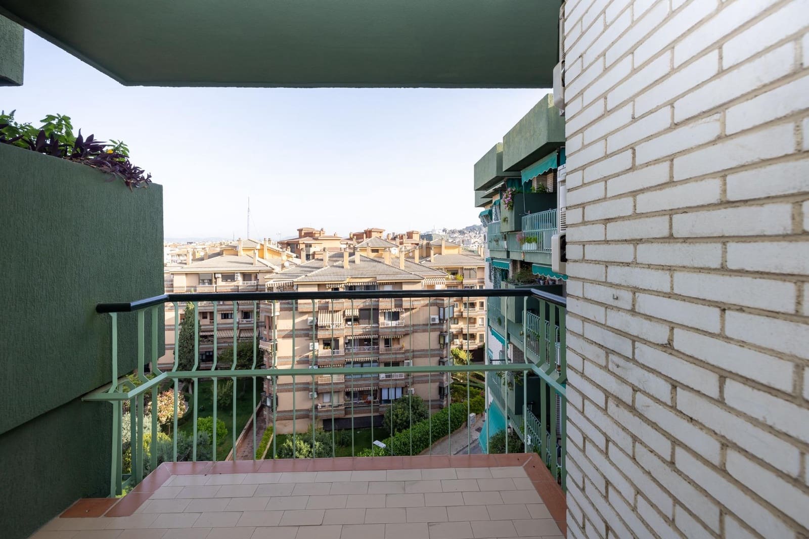 4 sovrum Lägenhet till salu i Granada stad med garage - 450 000 € (Ref: 9778378)