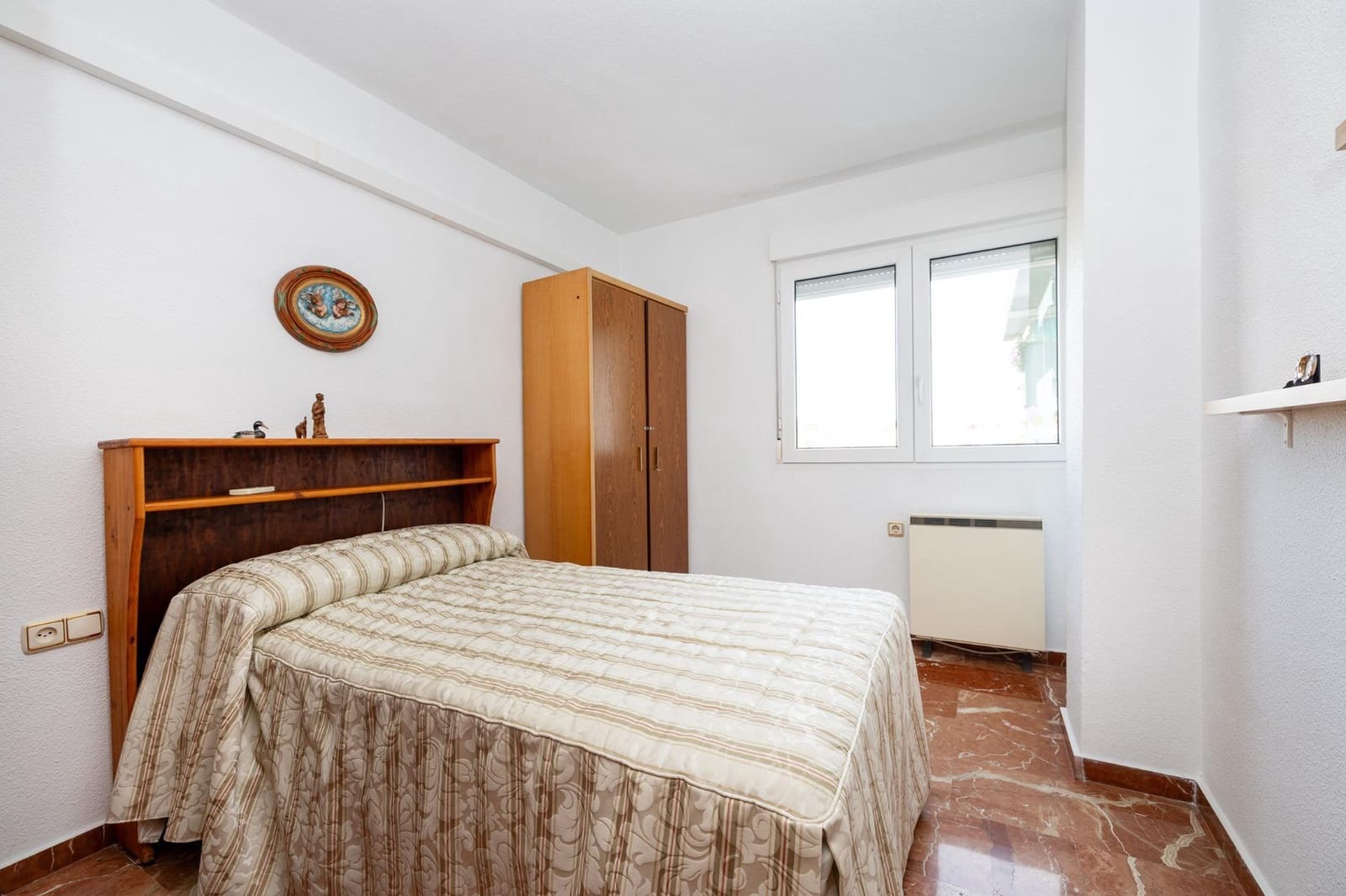 4 sovrum Lägenhet till salu i Granada stad med garage - 450 000 € (Ref: 9778378)