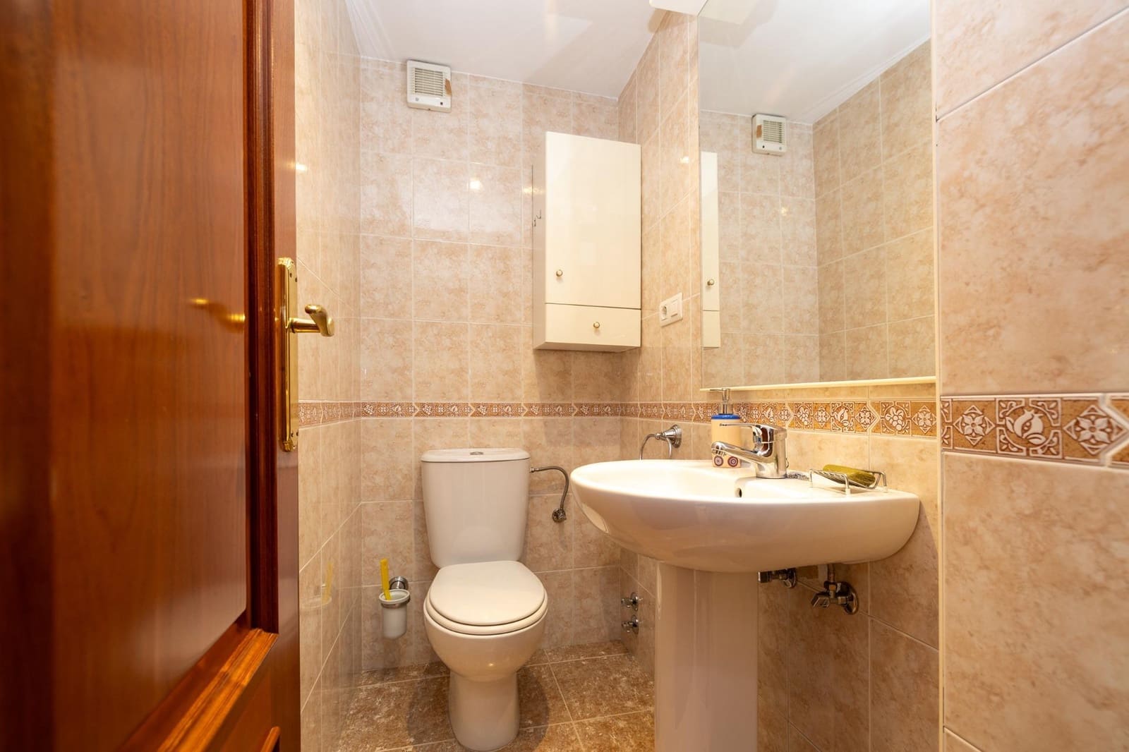 4 sovrum Lägenhet till salu i Granada stad med garage - 450 000 € (Ref: 9778378)