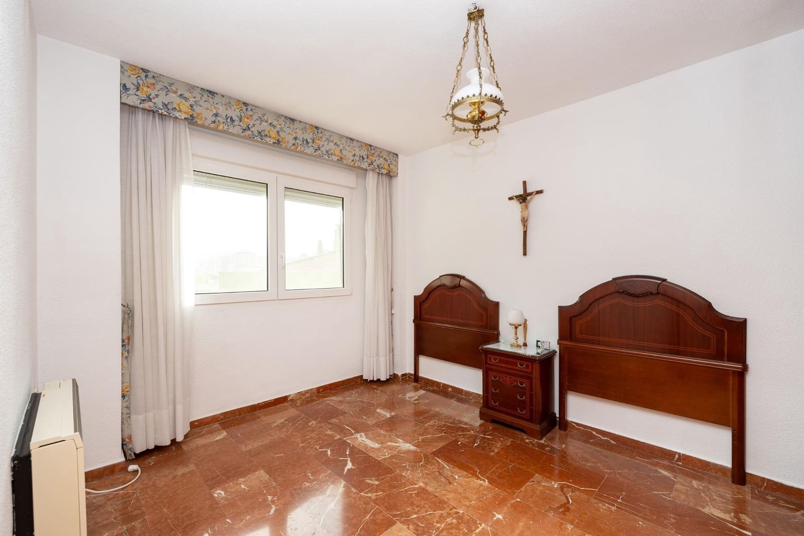 4 sovrum Lägenhet till salu i Granada stad med garage - 450 000 € (Ref: 9778378)