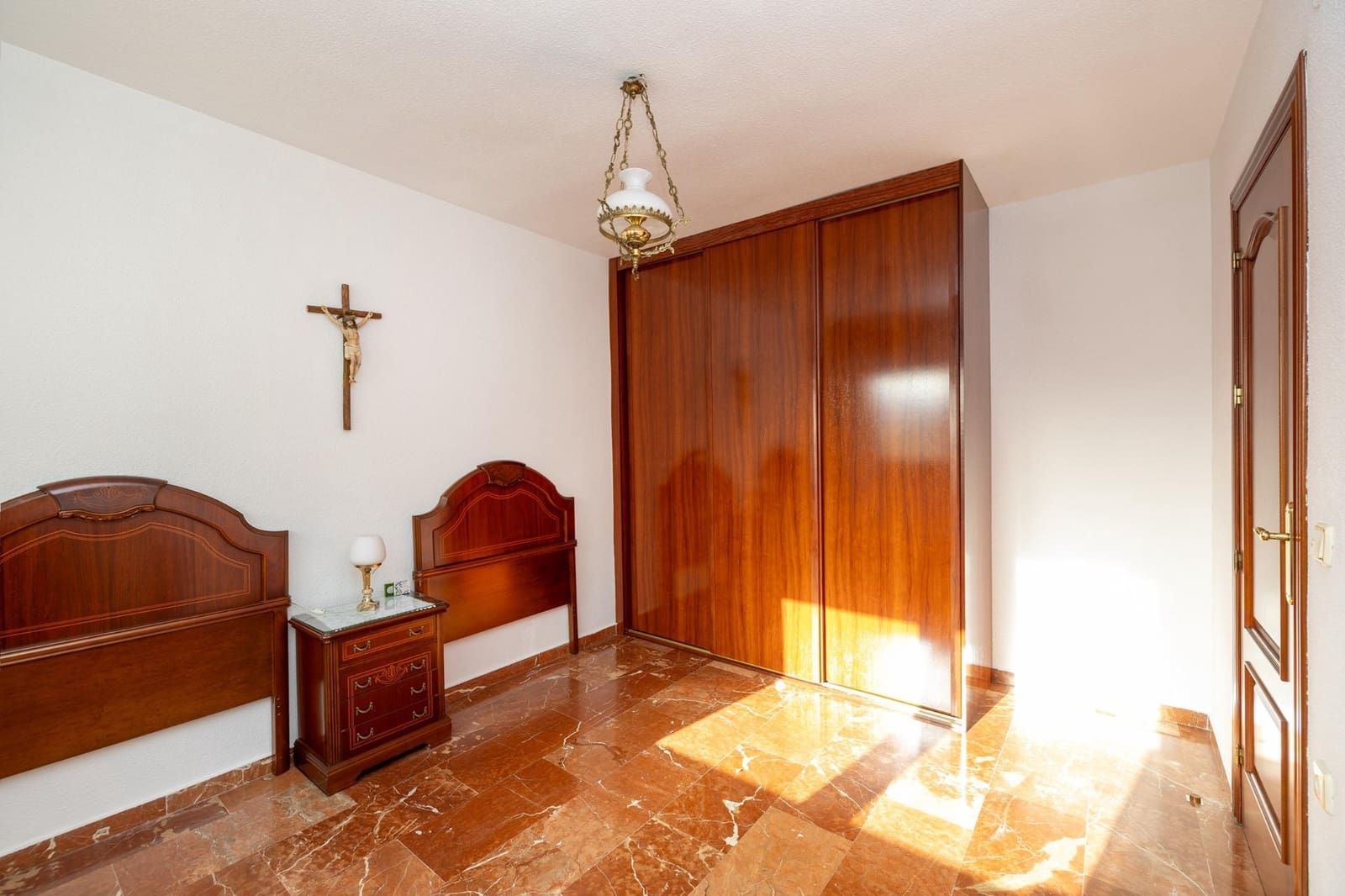 4 sovrum Lägenhet till salu i Granada stad med garage - 450 000 € (Ref: 9778378)