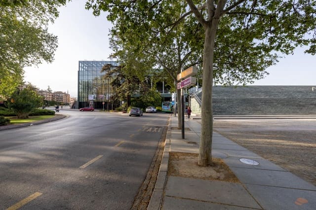 4 sovrum Lägenhet till salu i Zaidin, Granada stad med garage - 450 000 € (Ref: 9778378)