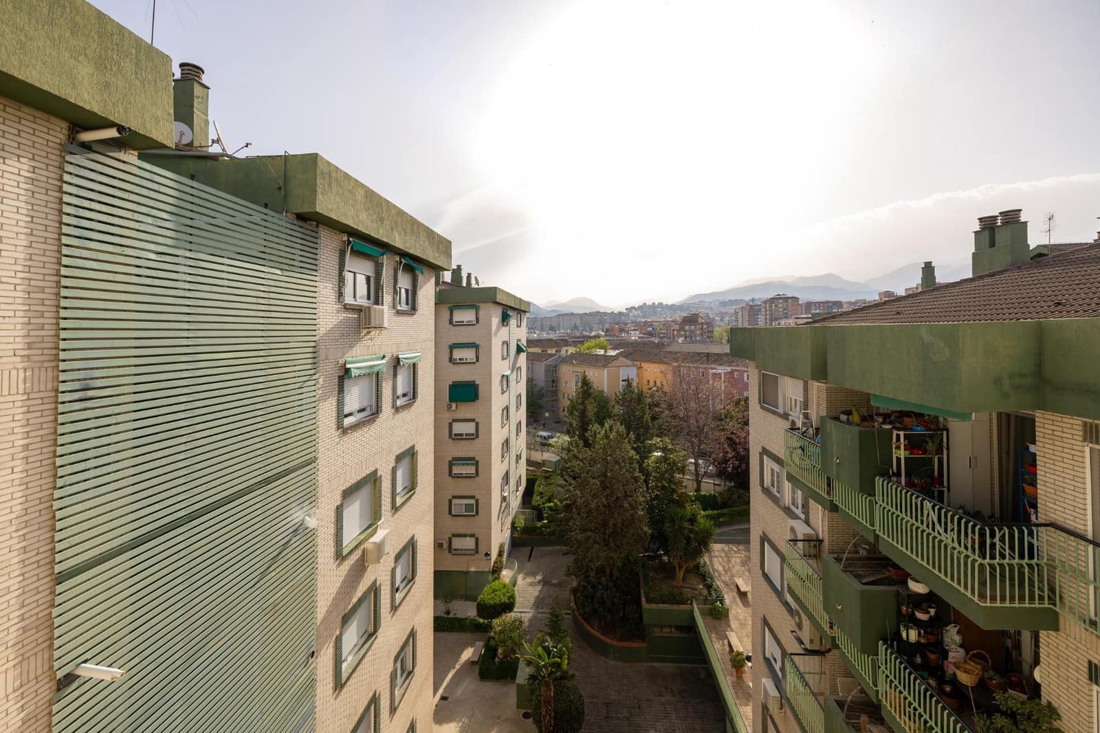 4 sovrum Lägenhet till salu i Granada stad med garage - 450 000 € (Ref: 9778378)