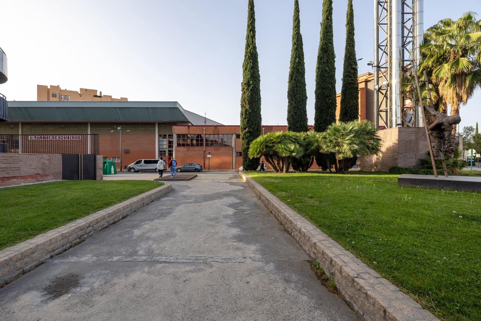 4 sovrum Lägenhet till salu i Granada stad med garage - 450 000 € (Ref: 9778378)