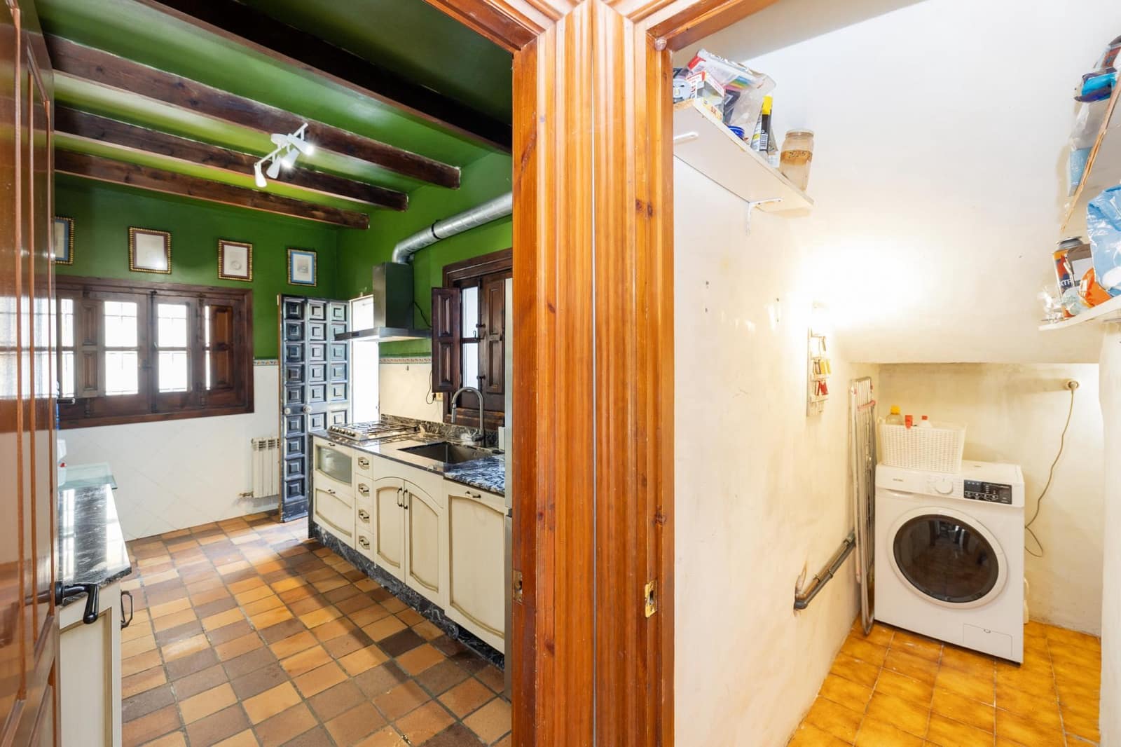 6 quarto Moradia para venda em Ogijares com piscina garagem - 749 000 € (Ref: 9780778)