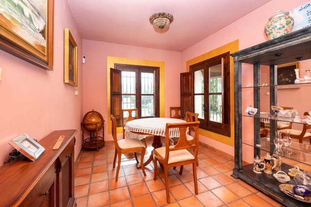 6 quarto Moradia para venda em Ogíjares com piscina garagem - 749 000 € (Ref: 9780778)