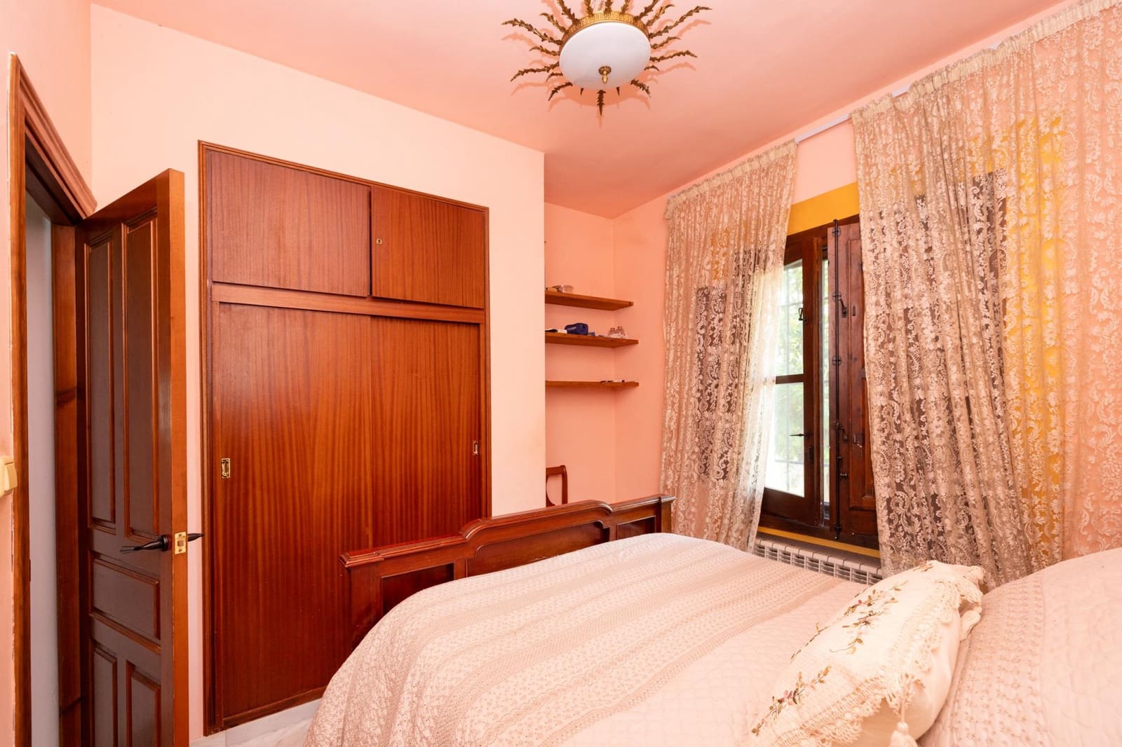 6 quarto Moradia para venda em Ogijares com piscina garagem - 749 000 € (Ref: 9780778)