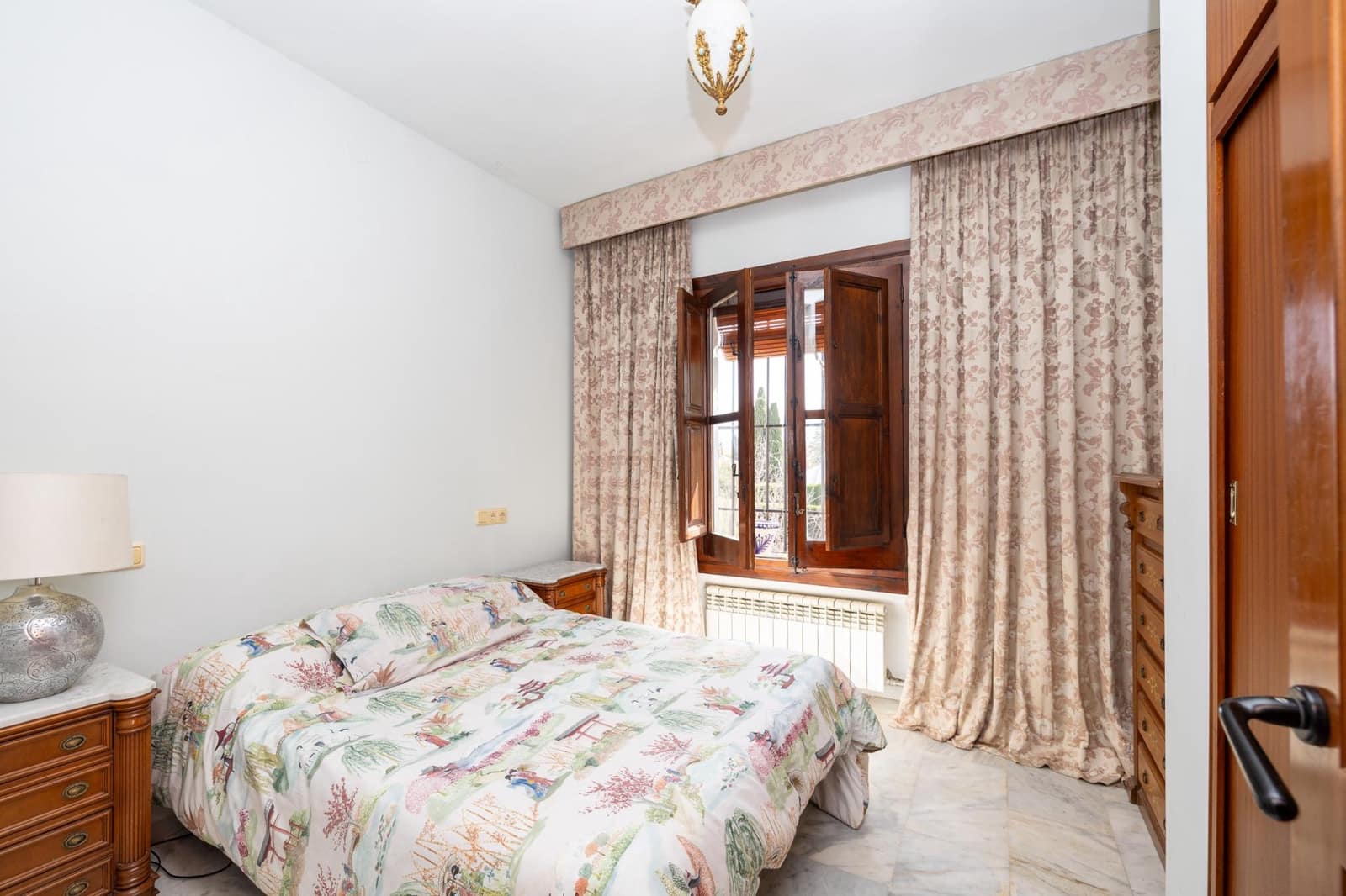 6 quarto Moradia para venda em Ogijares com piscina garagem - 749 000 € (Ref: 9780778)