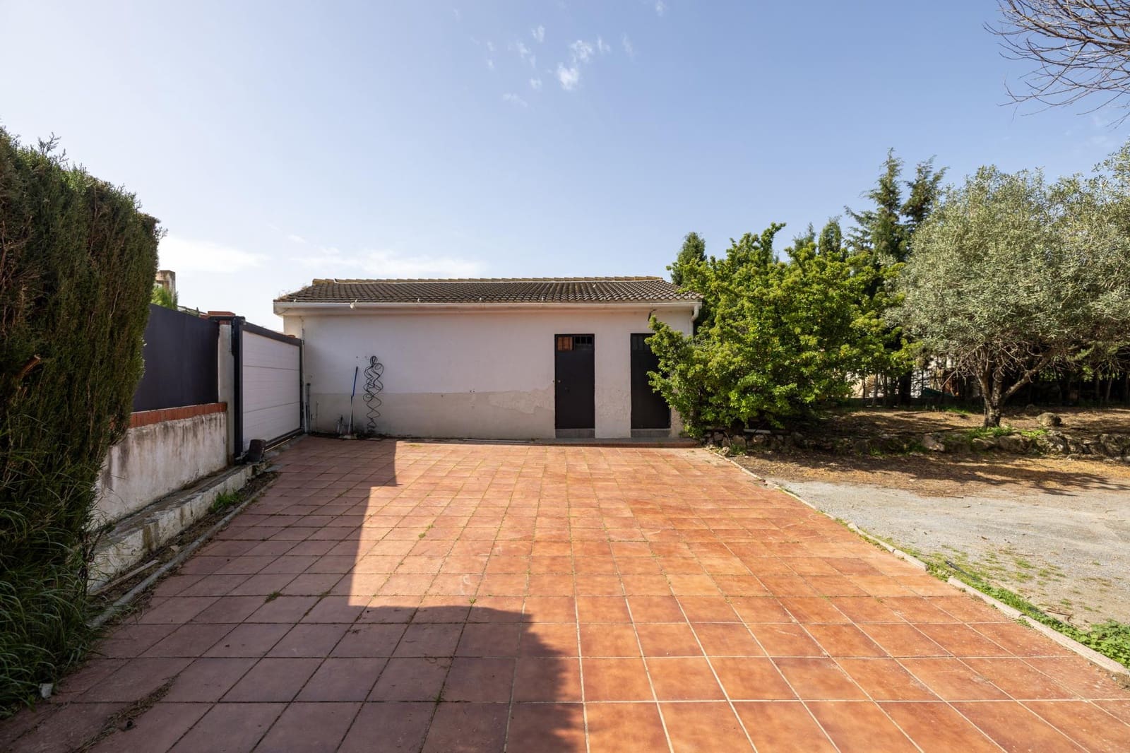 6 quarto Moradia para venda em Ogijares com piscina garagem - 749 000 € (Ref: 9780778)