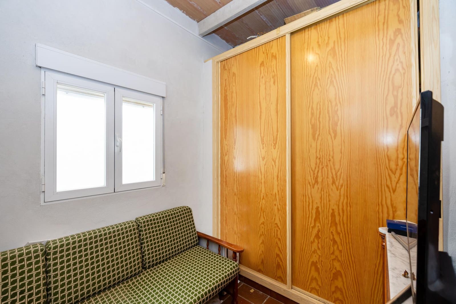 6 quarto Moradia para venda em Ogijares com piscina garagem - 749 000 € (Ref: 9780778)