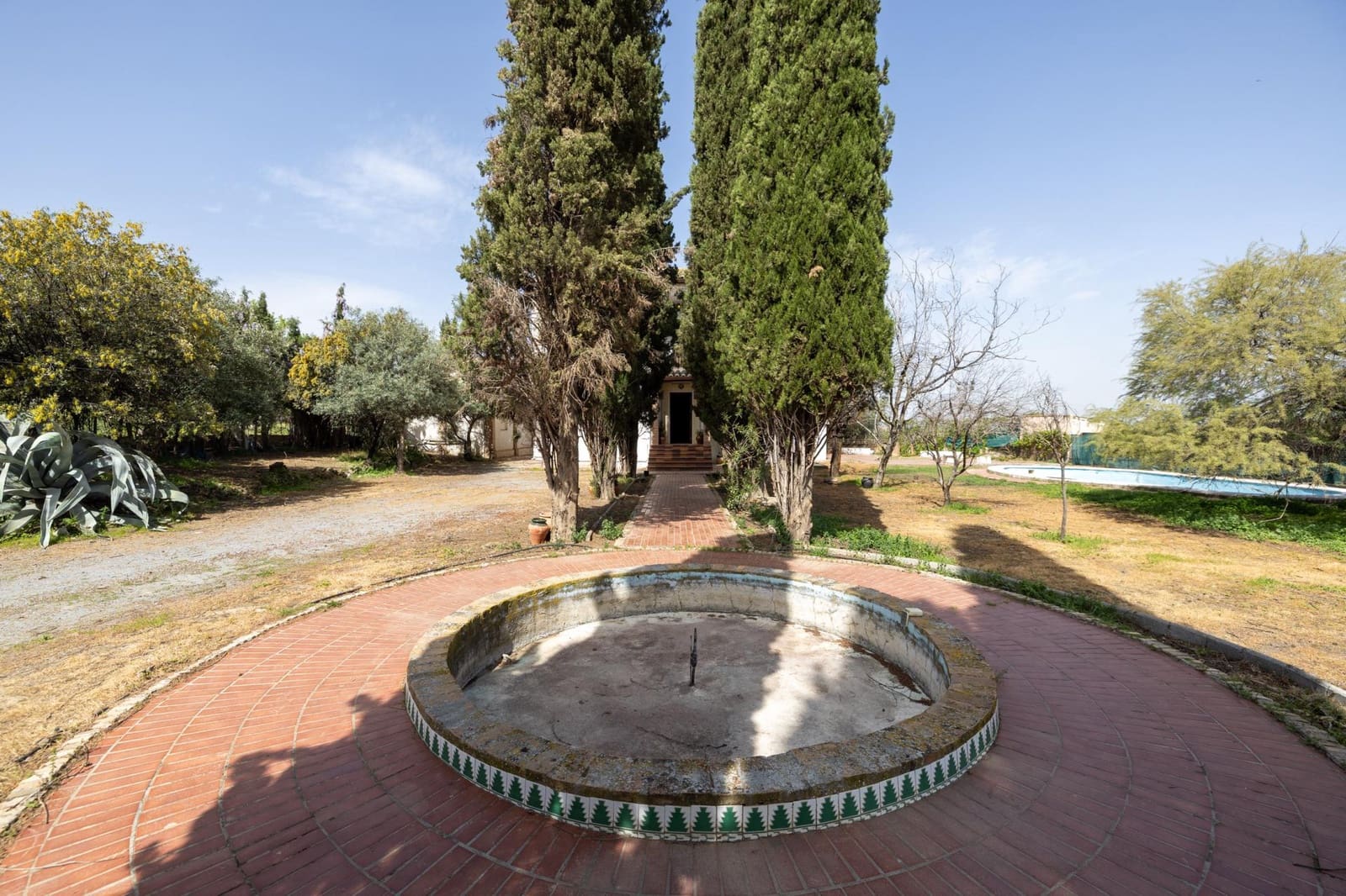 6 quarto Moradia para venda em Ogijares com piscina garagem - 749 000 € (Ref: 9780778)