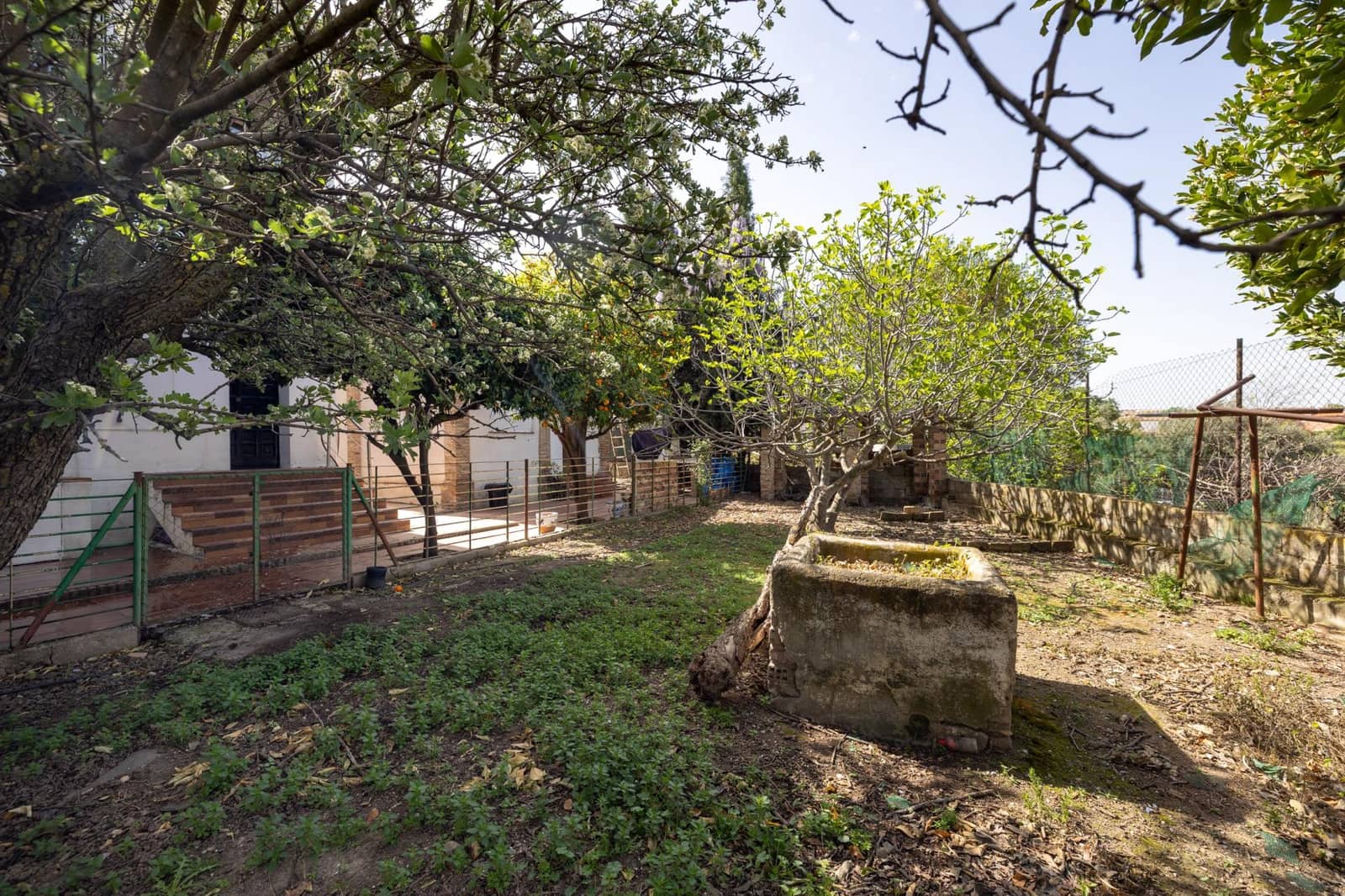 6 quarto Moradia para venda em Ogijares com piscina garagem - 749 000 € (Ref: 9780778)