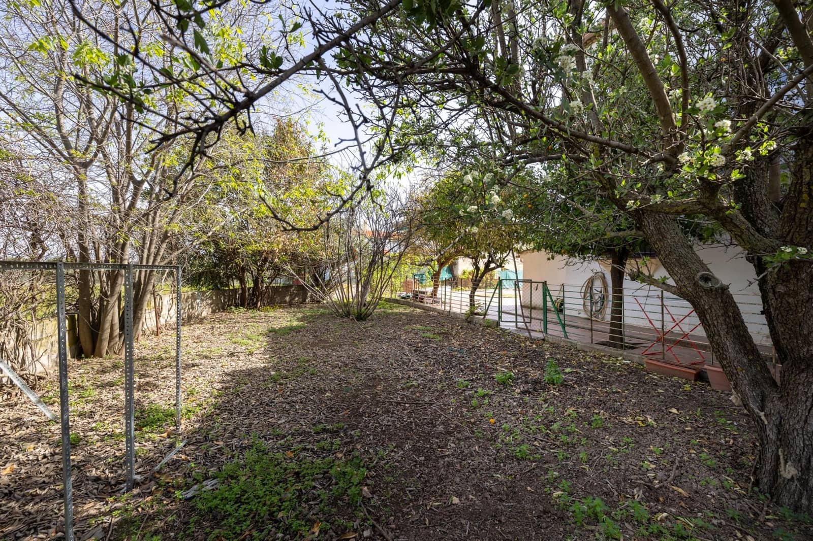 6 quarto Moradia para venda em Ogijares com piscina garagem - 749 000 € (Ref: 9780778)