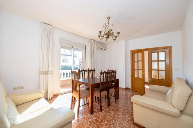 5 sypialnia Willa na sprzedaż w Otura z basenem garażem - 420 000 € (Ref: 9780779)