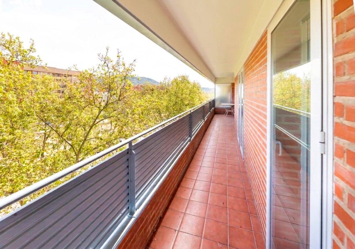 3 sypialnia Mieszkanie na sprzedaż w Miasto Grenada z garażem - 215 000 € (Ref: 9787477)