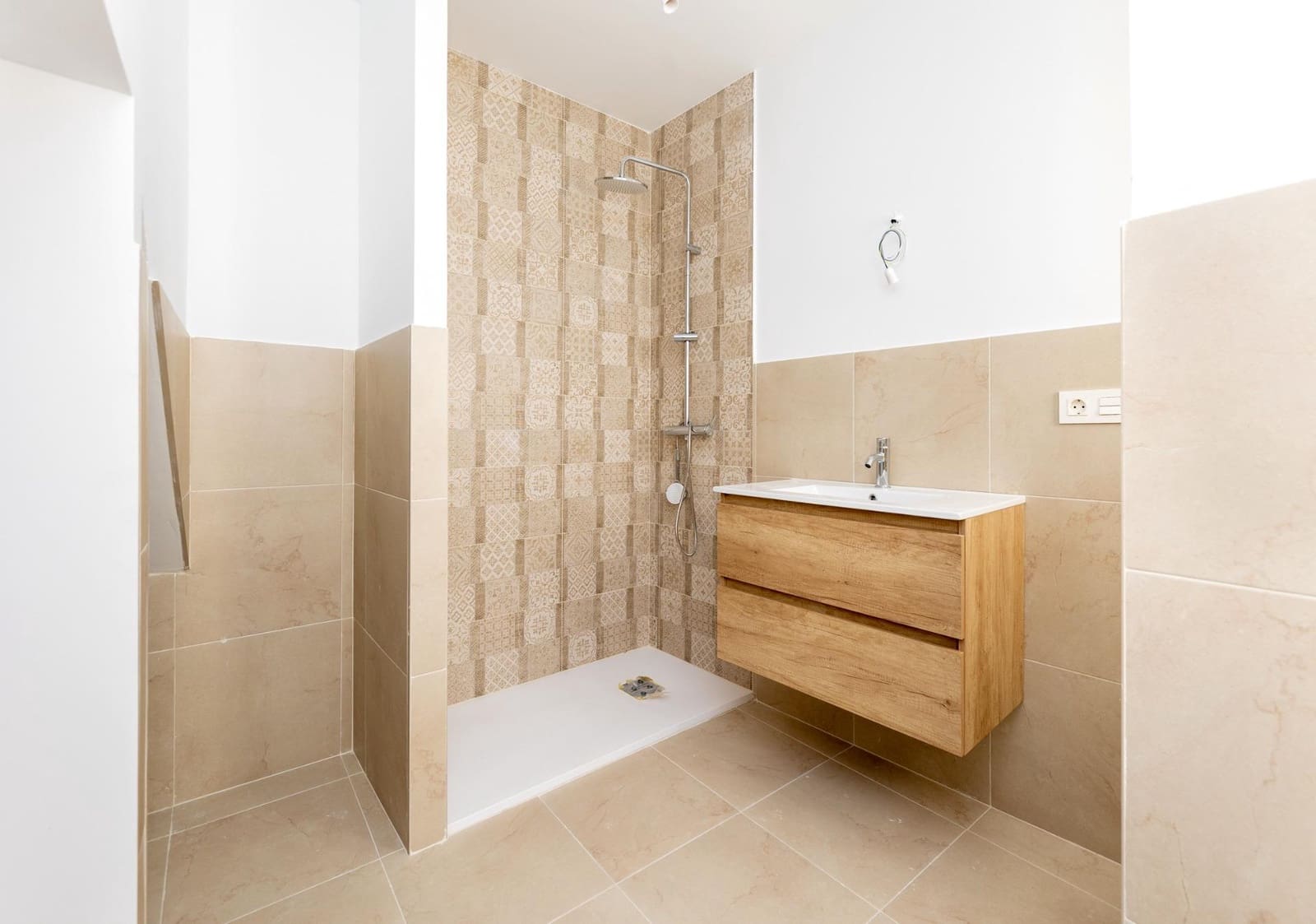 1 soveværelse Lejlighed til salg i Granada by - € 165.000 (Ref: 9787479)