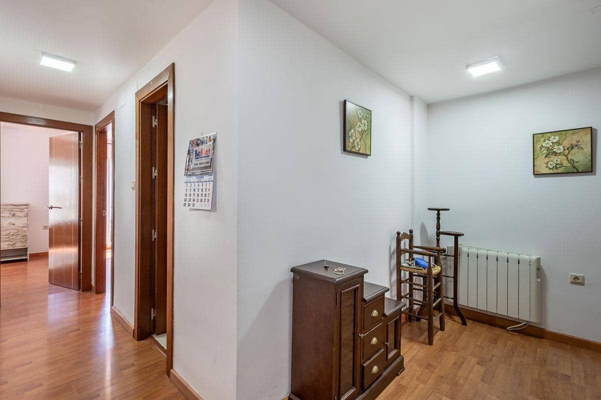 2 soveværelse Lejlighed til salg i Monachil med garage - € 195.000 (Ref: 9787480)